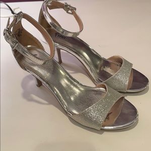 High Heels by Fioni Size 6.5
